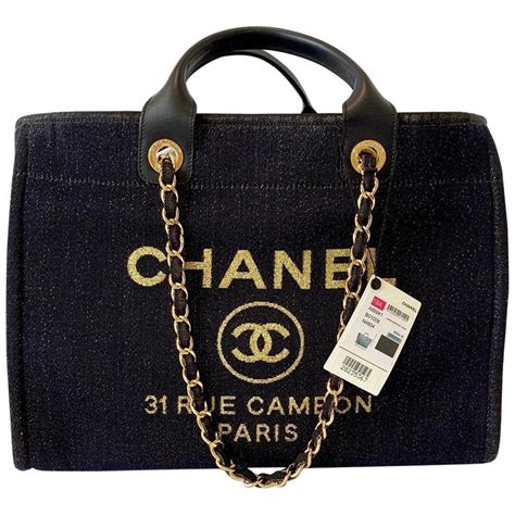 chanel deauville tote sizes 2019